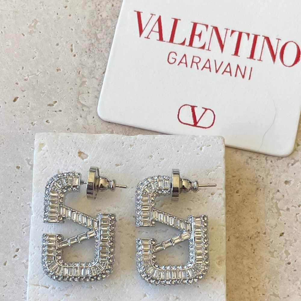 Valentino Garavani Crystal VLogo Drop Earrings Silver Rhinestone Statement Earri - Picture 1 of 3